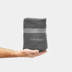 Quechua COUVERTURE EN POLAIRE - 150 X 130 CM -Avontuur Uitrusting couverture en polaire 150 x 130 cm 2