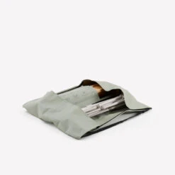 Quechua TABLE DE CAMPING COMPACTE 4/6 PERSONNES - PLATEAU BOIS - POCHE DE RANGEMENT -Avontuur Uitrusting table de camping compacte 46 personnes plateau bois poche de rangement 3